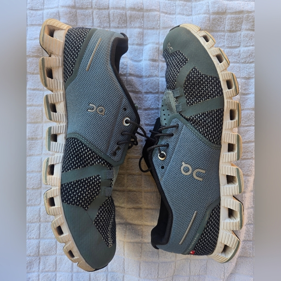 On Running Women's Grayish-blue  Sneakers - Picture 6 of 9